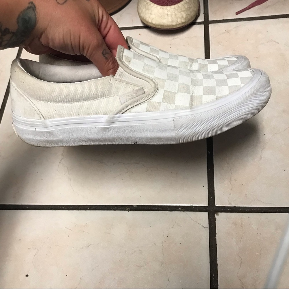 White vans 4.5